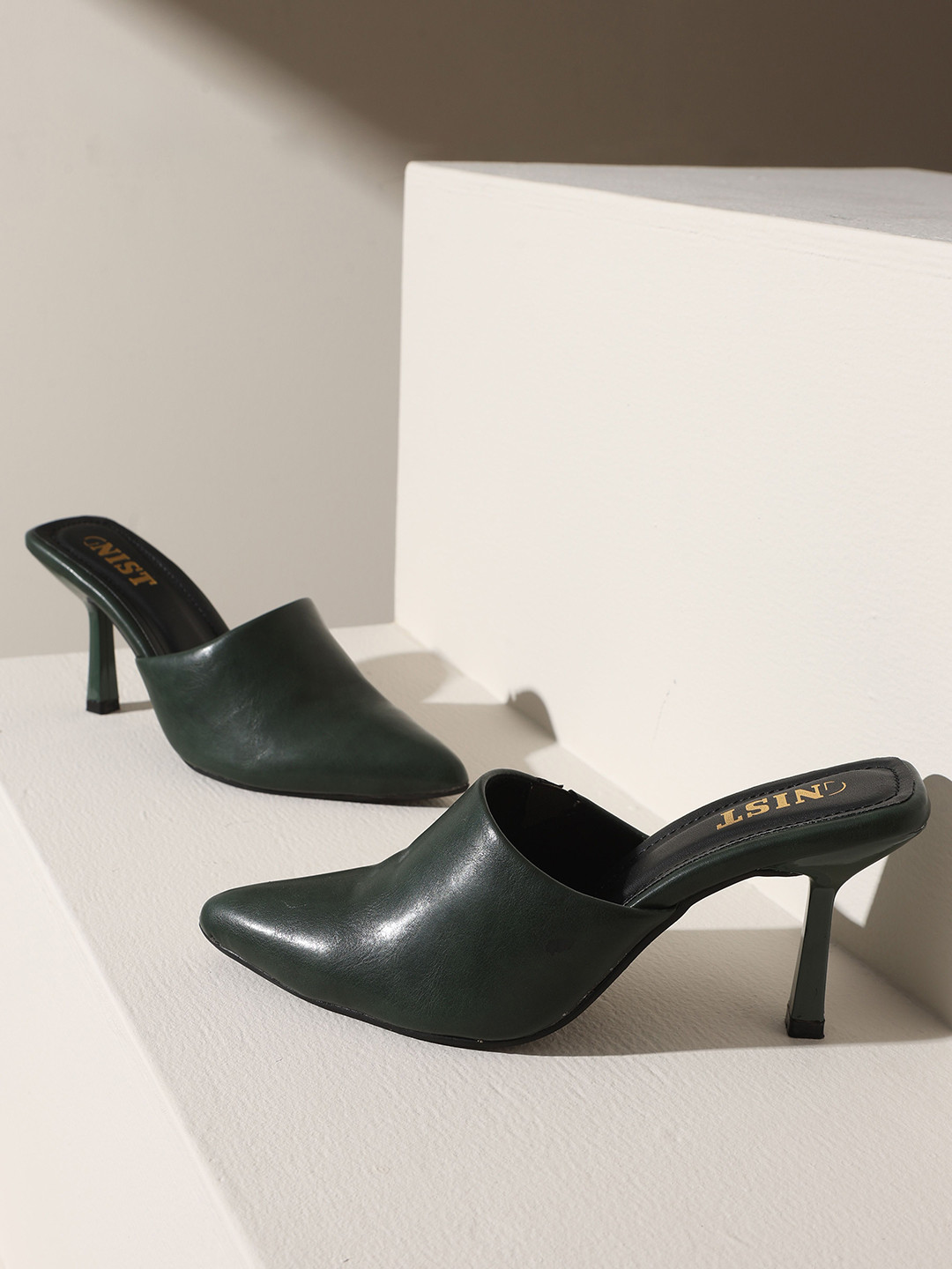 GNIST Stiletto Pumps with Bows