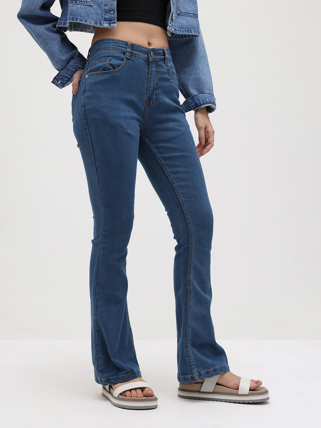 The Roadster Life Co. Women Bootcut Mid-Rise Stretchable Jeans