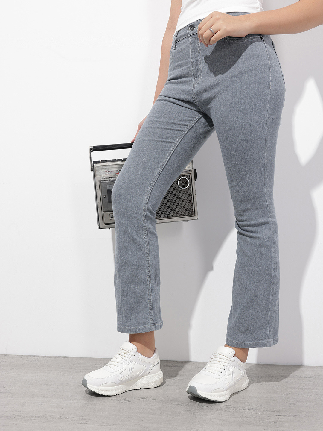 The Roadster Life Co. Women Bootcut High-Rise Light Fade Stretchable Jeans