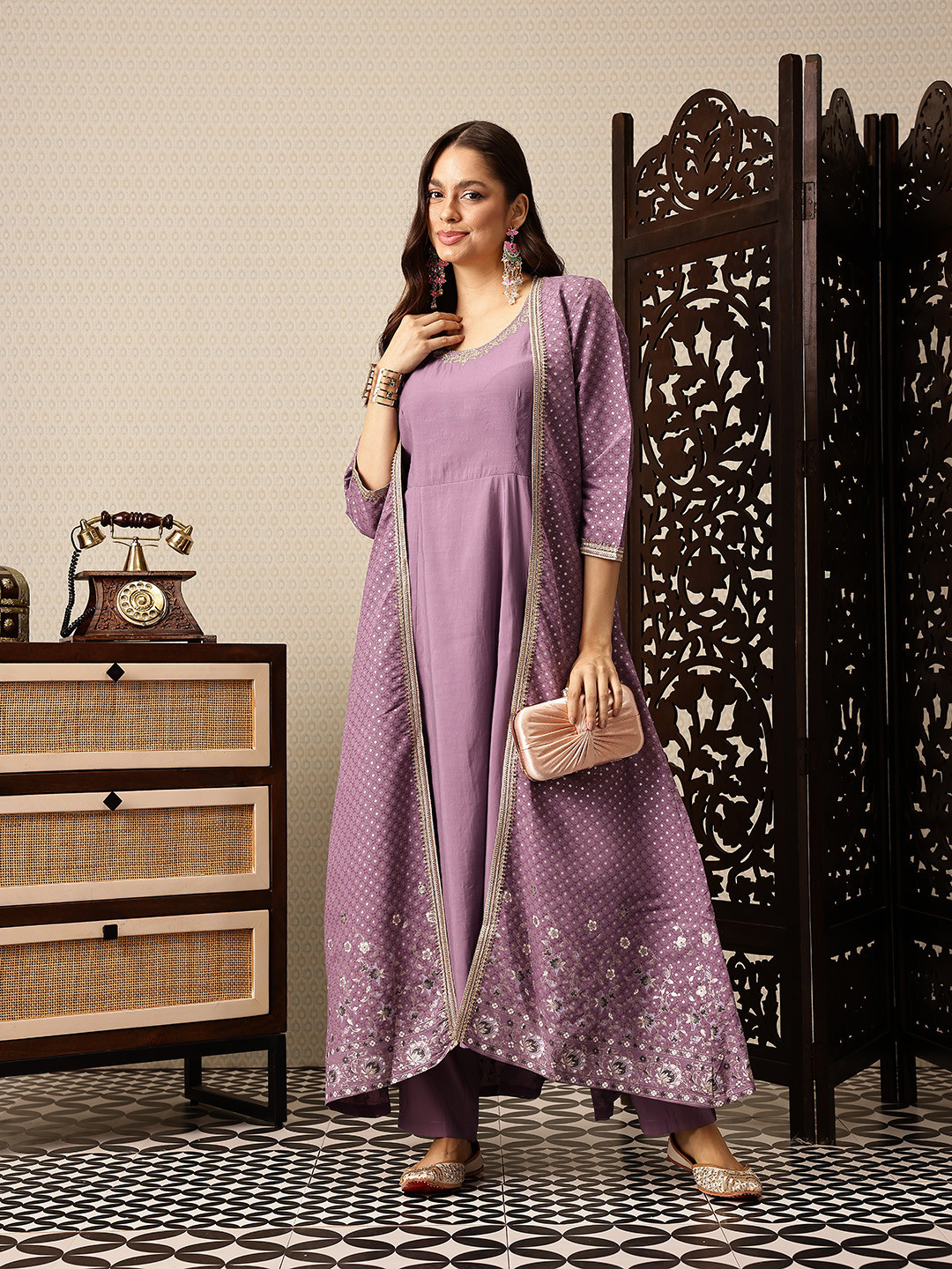 House of Pataudi A-Line Jashn Kurta with Trousers & Printed Longline Shrug