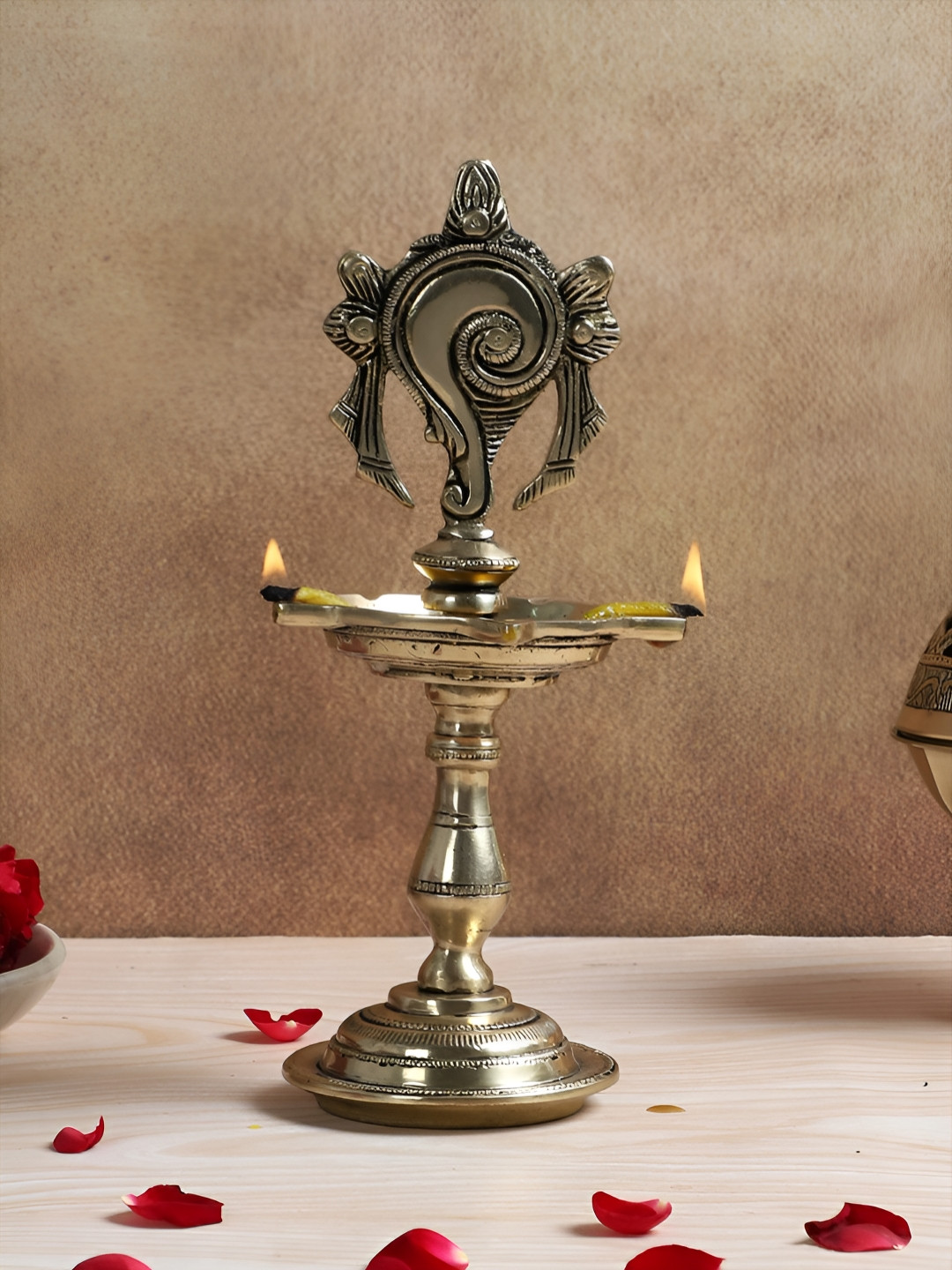 Two Moustaches White Shankh Design 5 Oil Wick Brass Diya