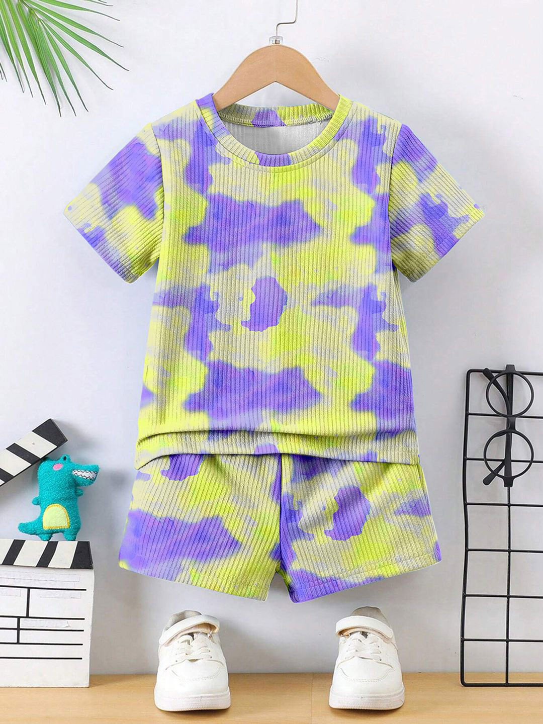 OMPAX Boys Printed Round Neck T-shirt With Shorts