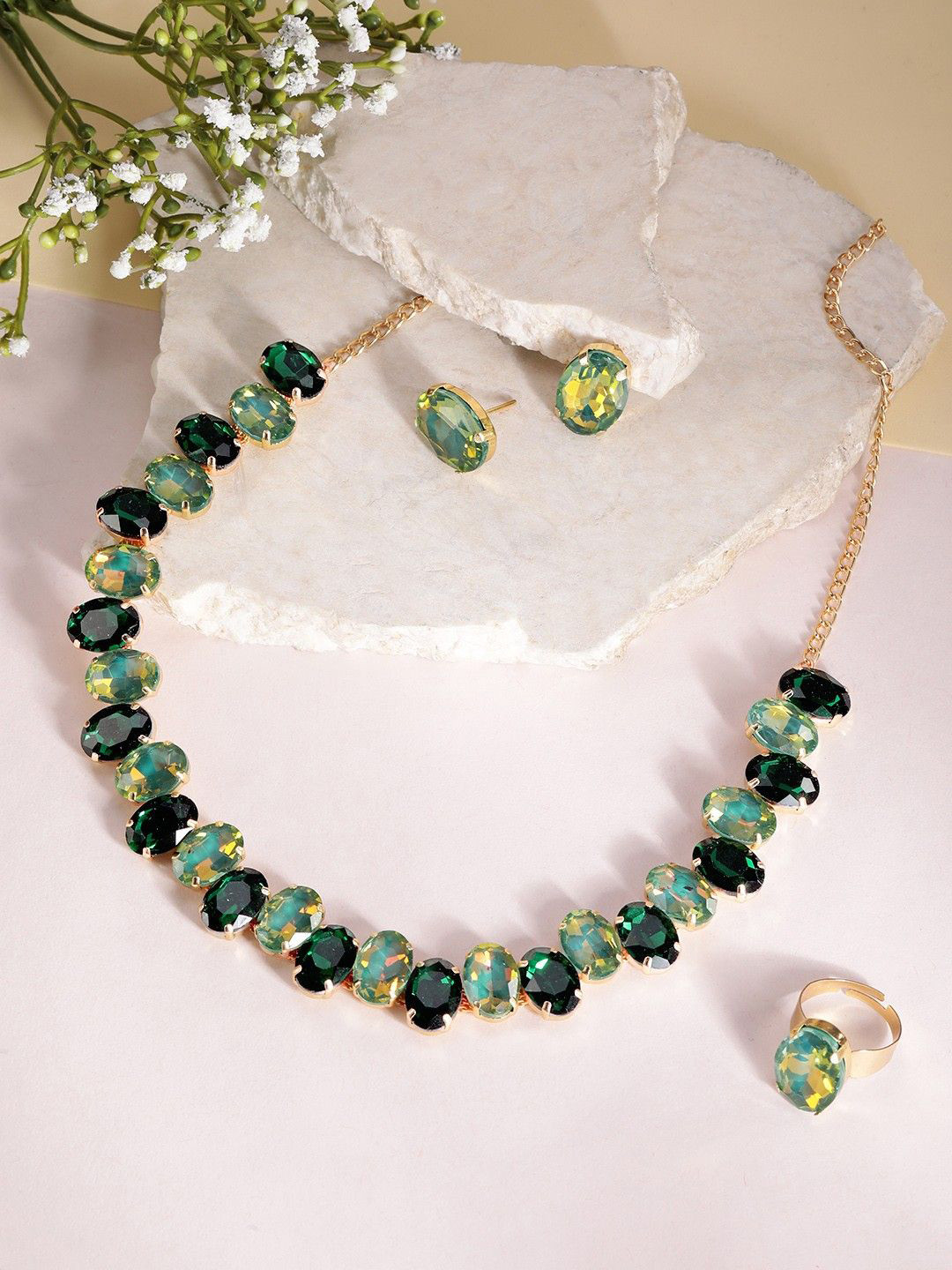 ORANGENYSHA 18K Gold-Plated Stone-Studded & Beaded Necklace and Earrings With Finger Ring