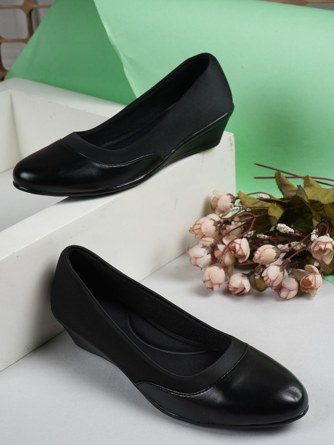 SAPATOS Women Round Toe Formal Slip-On Shoes