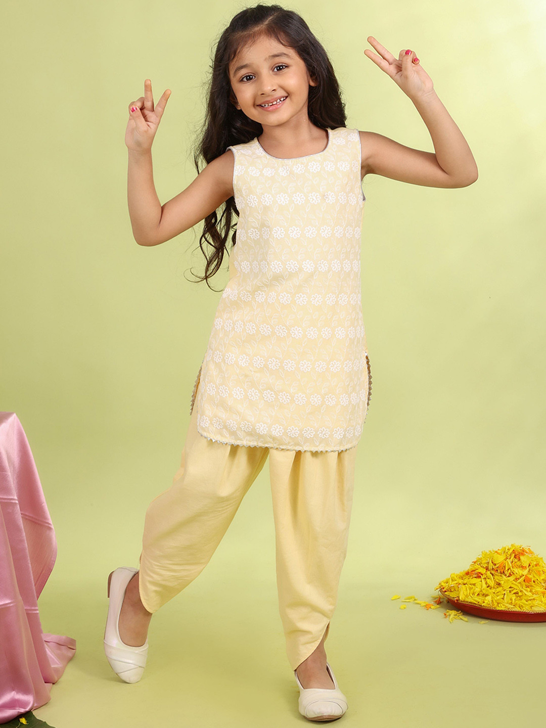 MASTARANG Girls Floral Embroidered Straight Suit Sets