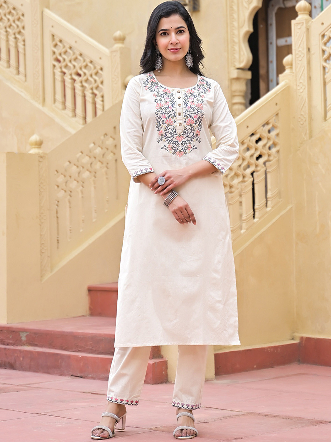 The Hope Thread Work Round Neck Pure Cotton Kurta With Trousers And Dupatta