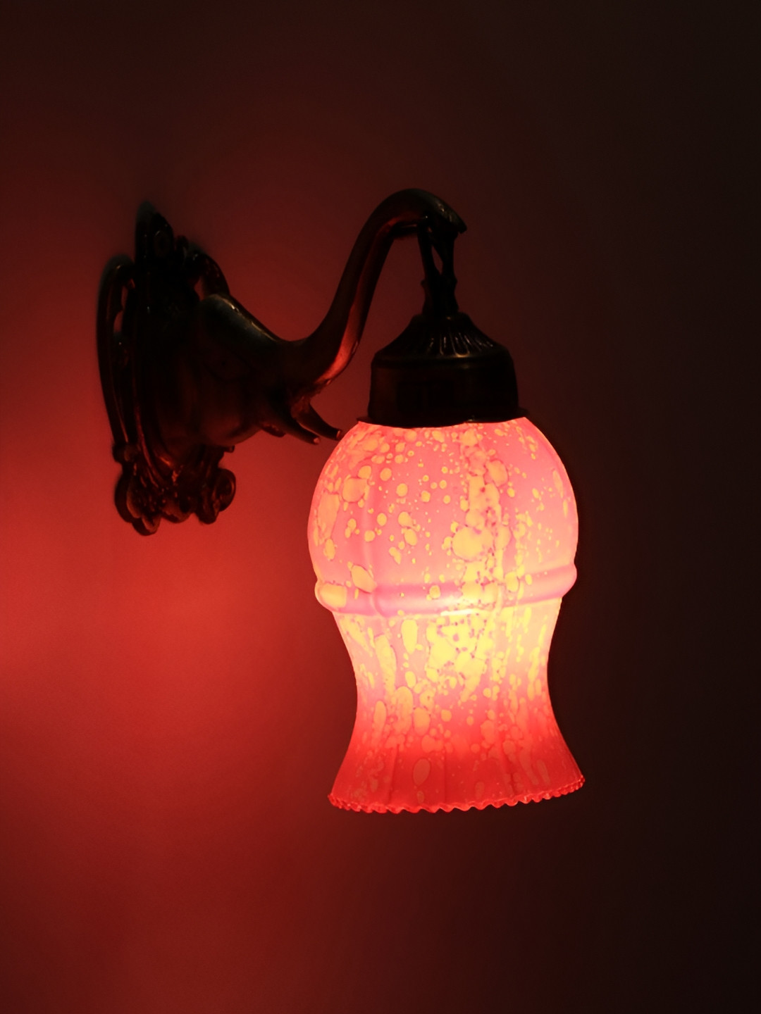 VAGalleryKing Pink & White Printed Bell Shaped Antique Elephant Design Glass Wall Lamp