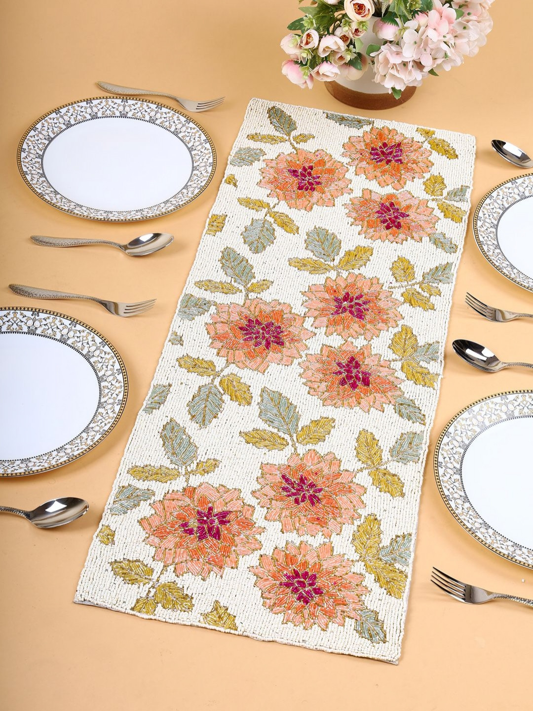 YWULY White & Peach-Colored Floral Beaded Acrylic Dining Table Runner