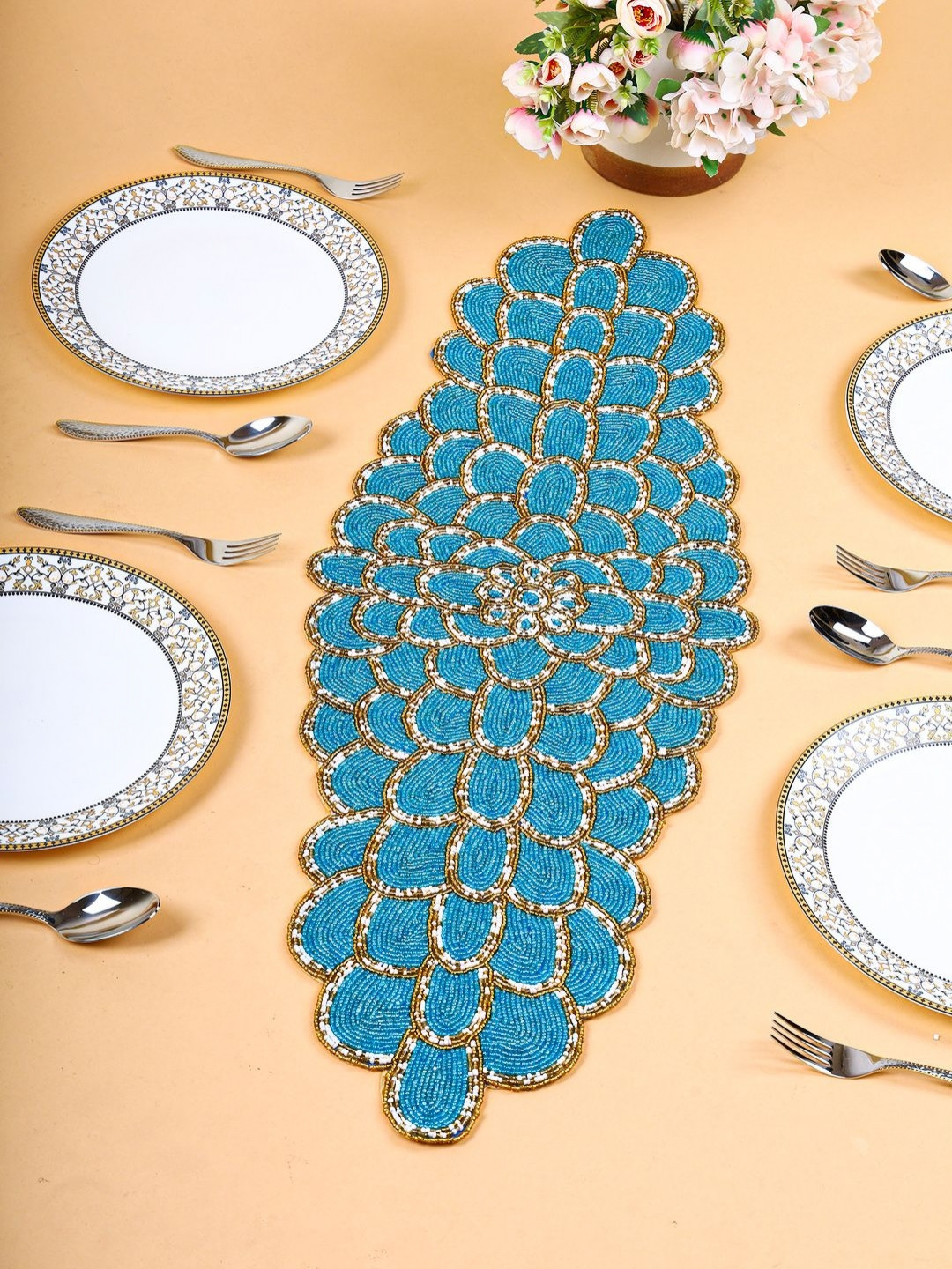 YWULY Blue & Gold-Toned Floral Beaded Acrylic Table Runner