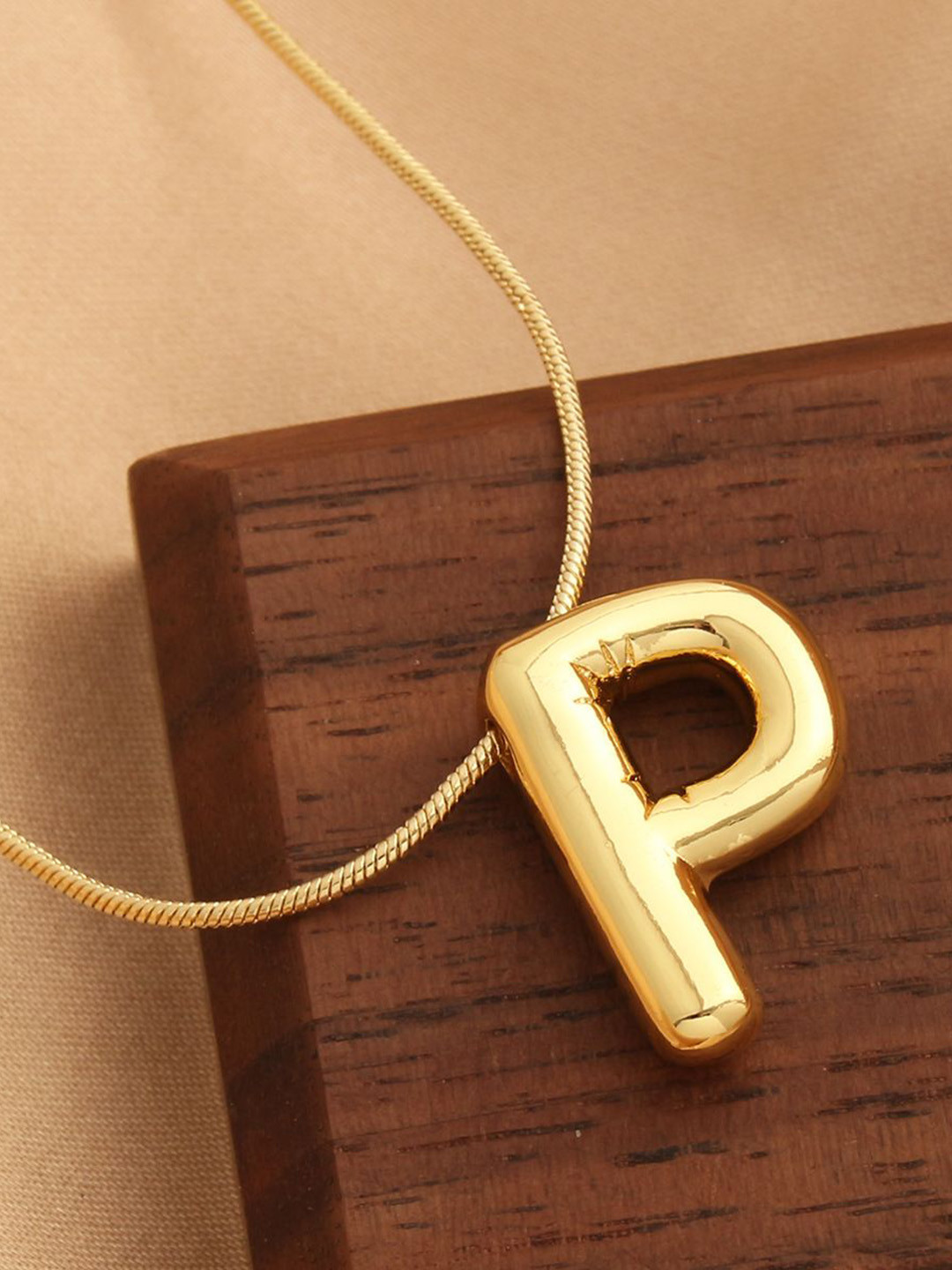 MEENAZ Gold-Plated Stainless Steel Anti-Tarnish P Initial Alphabet Pendant with Chain