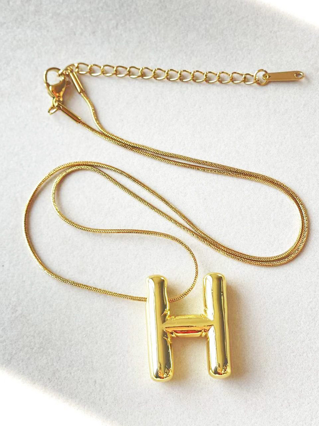 MEENAZ Gold-Plated Stainless Steel Anti-Tarnish H Initial Alphabet Pendant With Chain