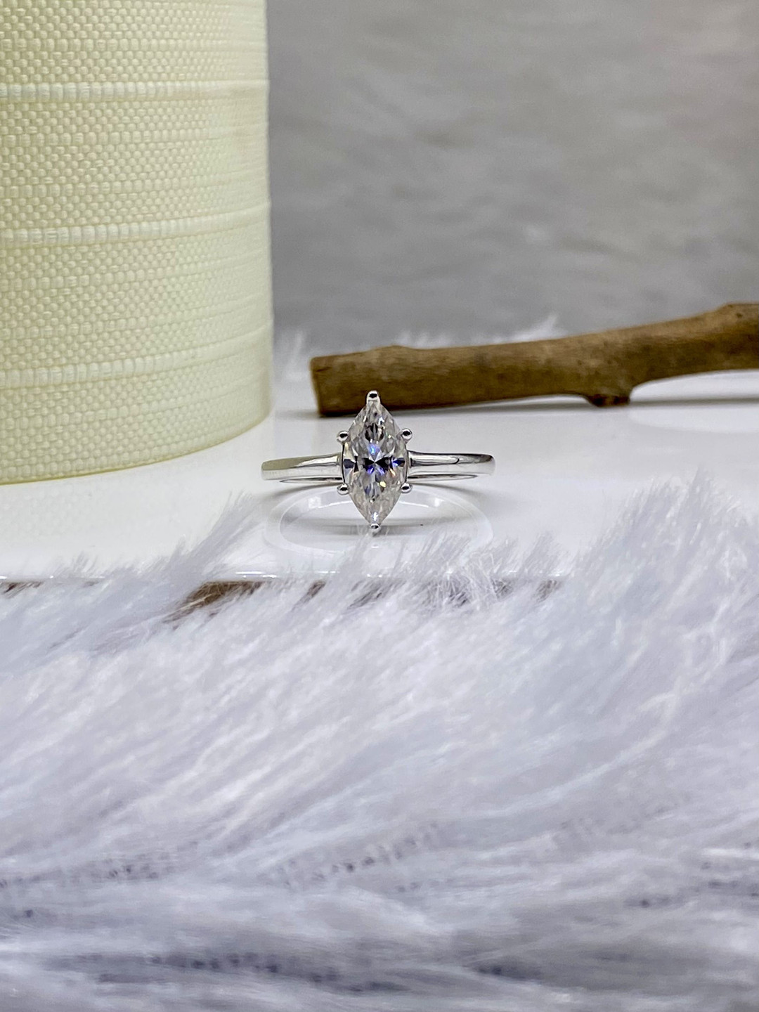 Cutiefy By Fiona diamonds Wynelle Moissanite 925 Sterling Silver-Plated Stone-Studded Ring