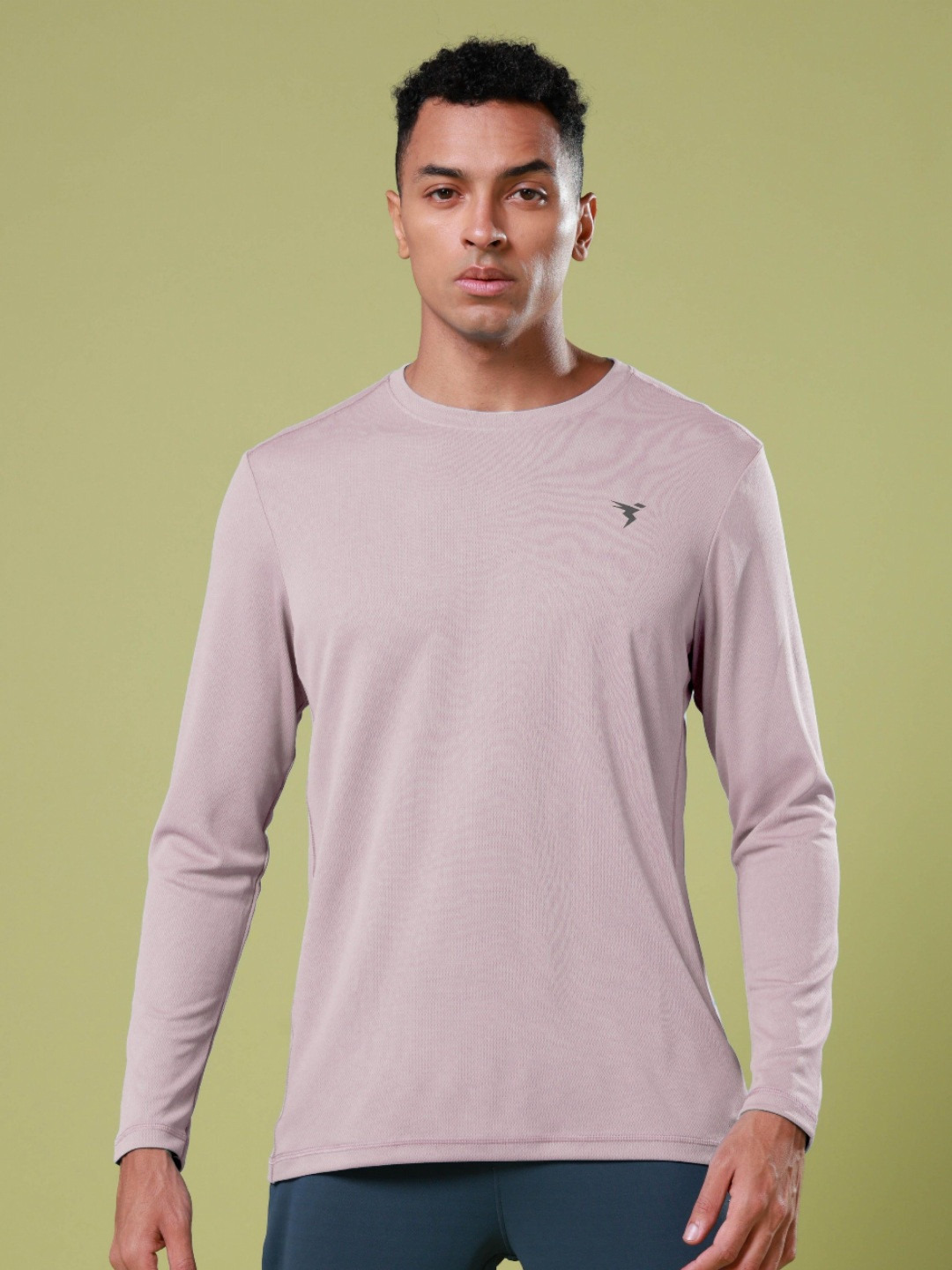 Technosport Men Solid Antimicrobial Slim Fit Sport T-shirt