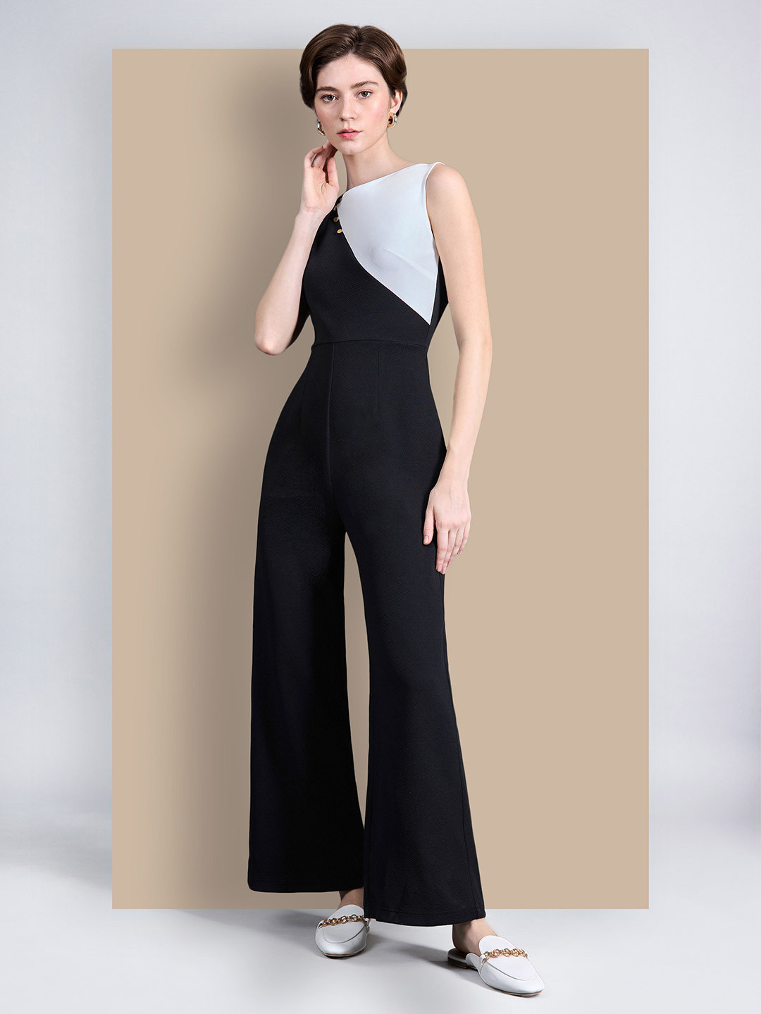 Chemistry Women Asymmetric Sleeveless Color-Block Panelled Work wear Jumpsuit