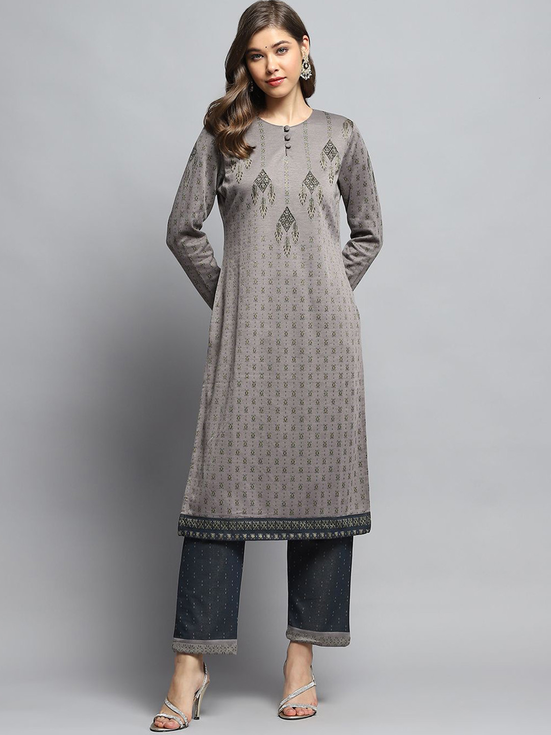 Monte Carlo Ethnic Motifs Embroidered Beads and Stones Straight Kurta With Trousers