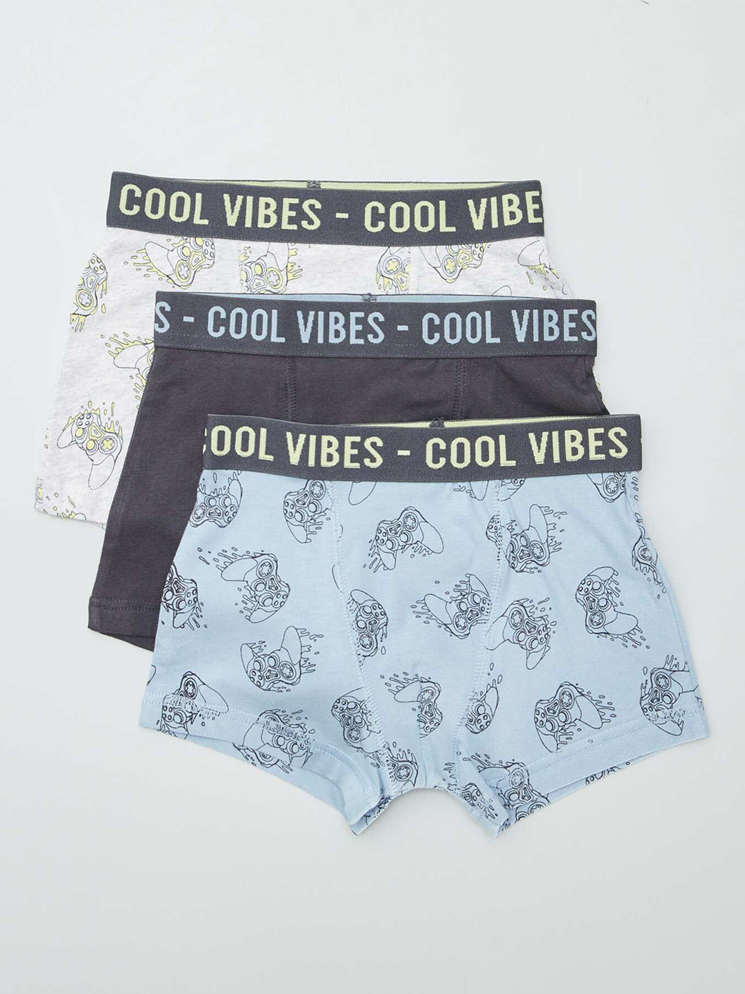 KIABI Boys Pack Of 3 Printed Mid Rise Trunks AZI96GAMING-Grey