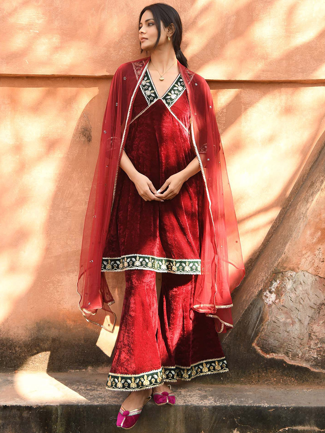 NUHH V-Neck Empire Gotta Patti Velvet Anarkali Kurti With Sharara And Dupatta