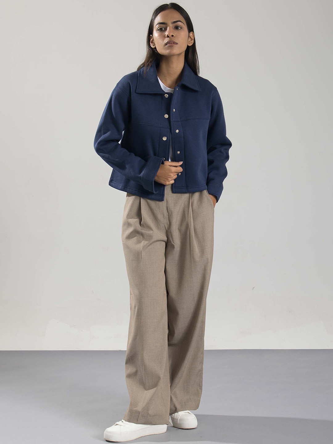 ONEWAY Comfort Fit Spread Collar Single Breasted Short Coat