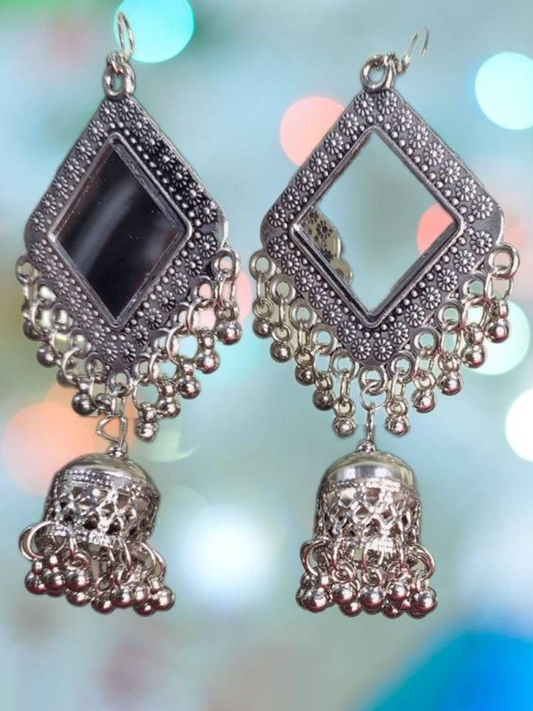 JMBW INTERNATIONAL Set of 4 Silver-Plated Artificial Beaded Dome Shaped Oxidised Jumkas