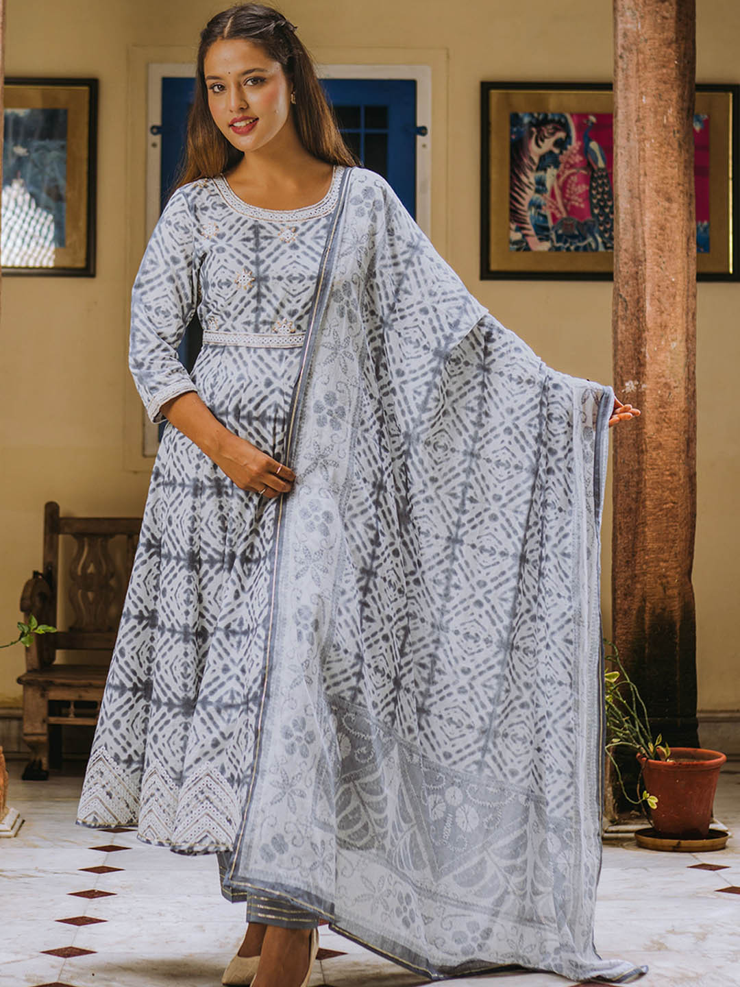 POPPIES LANE Cotton Kurta Set with Round Neck and 3/4 Sleeve Design