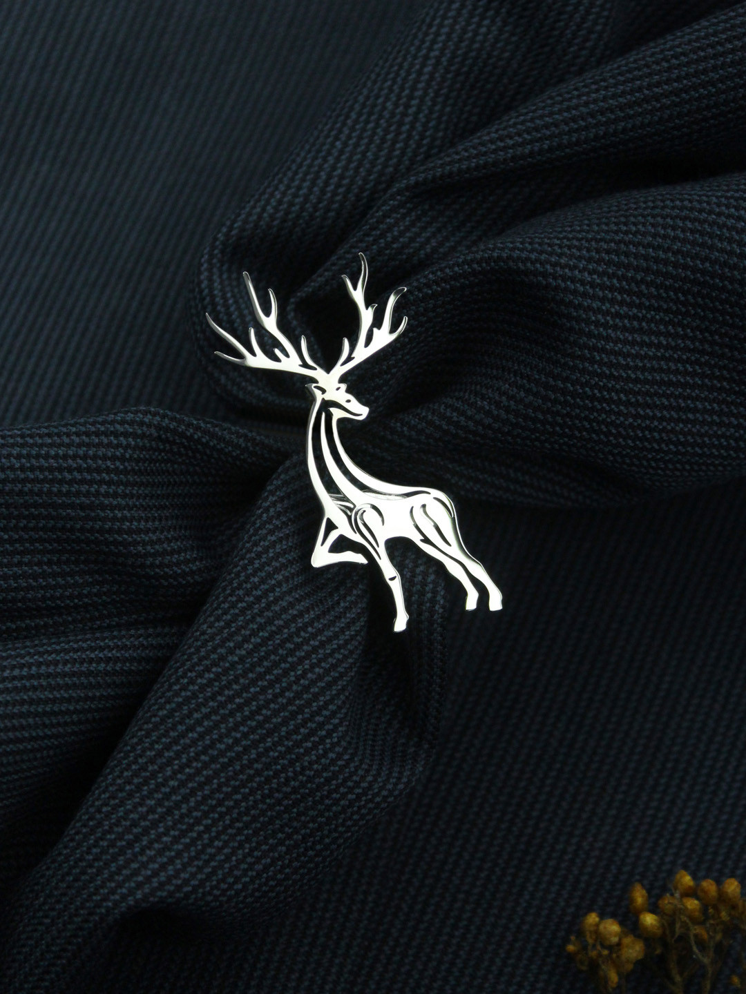 House of Pataudi Men Silver-Plated Stainless Steel Stag Brooch