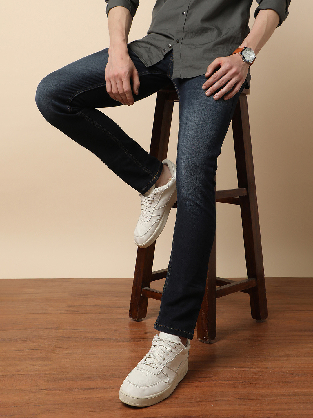 Peter England CasualsMen Light wash  Tapered Fit Jeans