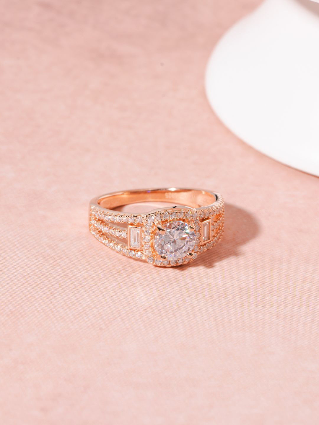 GLYTERS 92.5 Sterling Silver Rose Gold-Plated Stone-Studded Glittering Crest Finger Ring