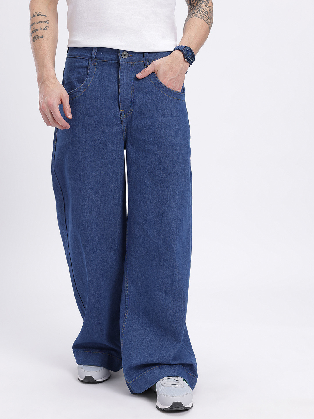 glitchez Men Contrast Stitch Wide Leg Loose Fit Jeans