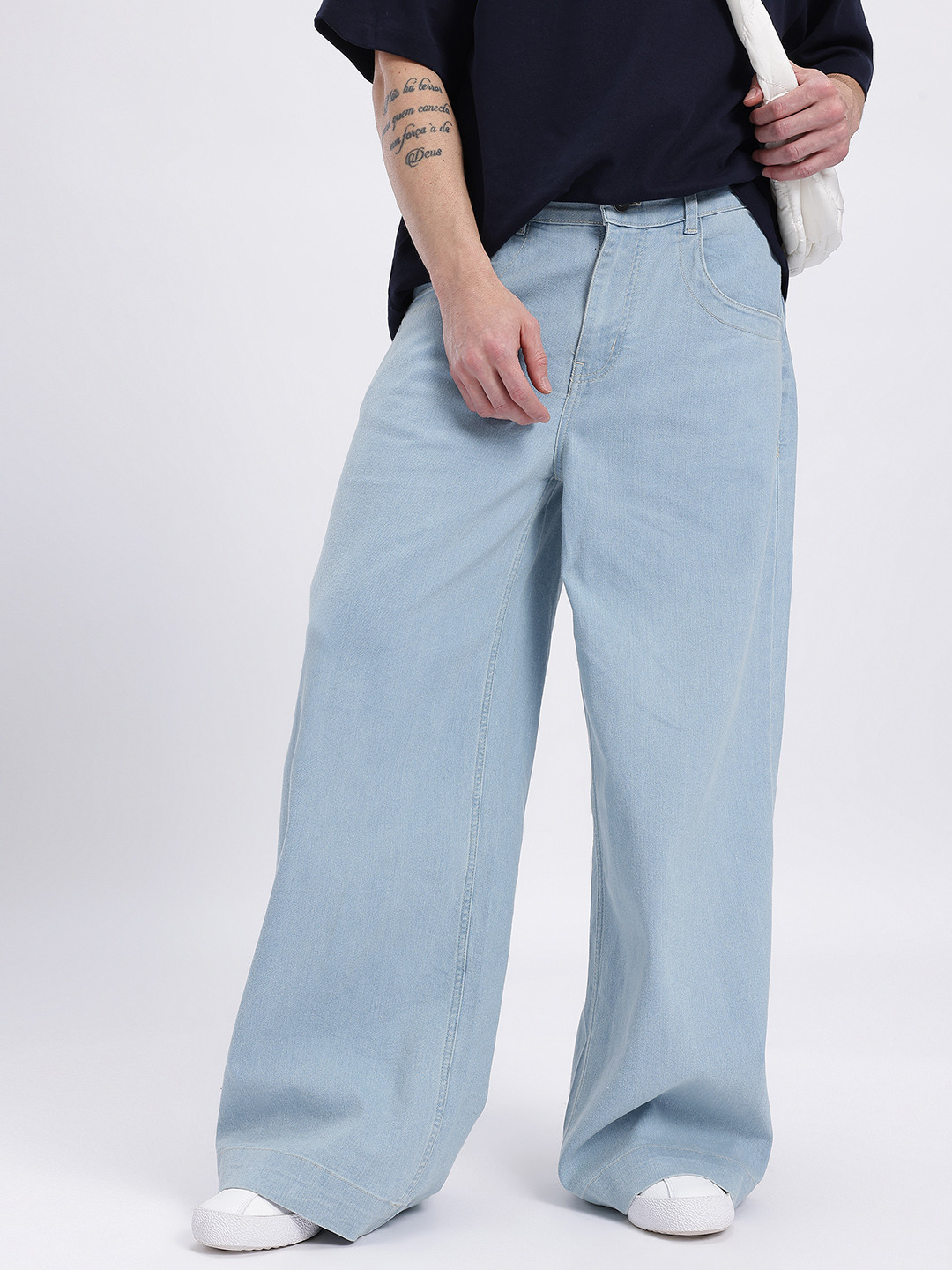 glitchez Men Mid-Rise Stretchable Loose Fit Wide Leg Jeans