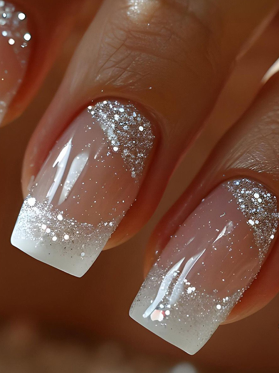 The Pink Truck 24-Pcs Artificial Reusable Nails In Star Glitter With Glue- Nude & Silver