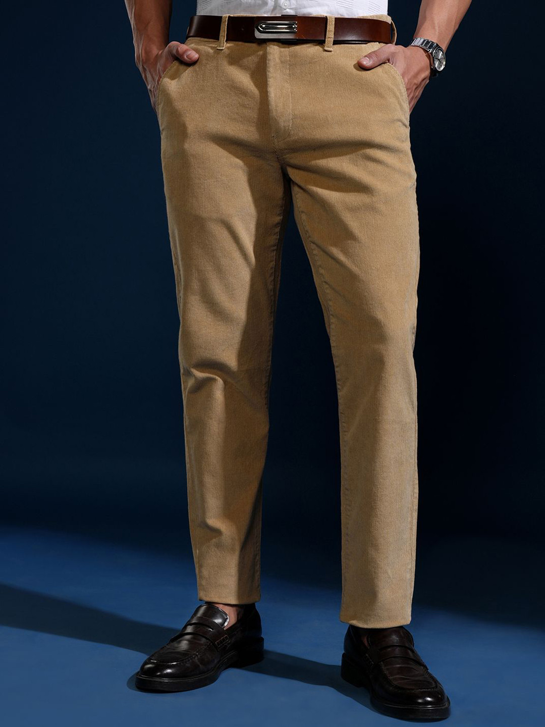 HIGHLANDER Men Corduroy Textured Slim Fit Smart Pant