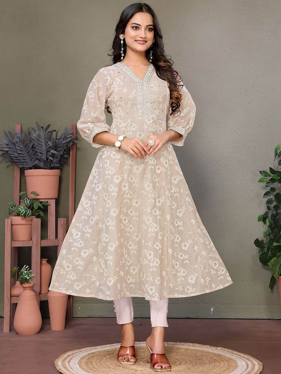 Rangita Floral Printed Mirror Work Panelled V-Neck Chanderi Silk Anarkali Kurta