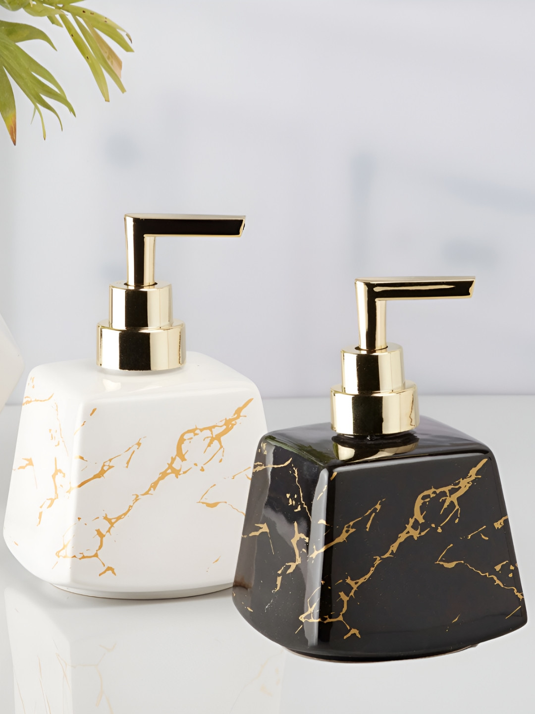 Kookee White and Black 2 Pieces Abstract Printed Ceramic Soap Dispensers