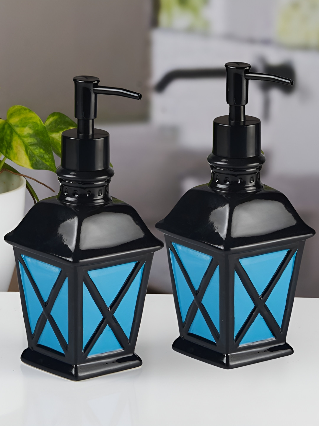 Kookee Blue & Black 2 Pieces Abstract Ceramic Soap Dispenser