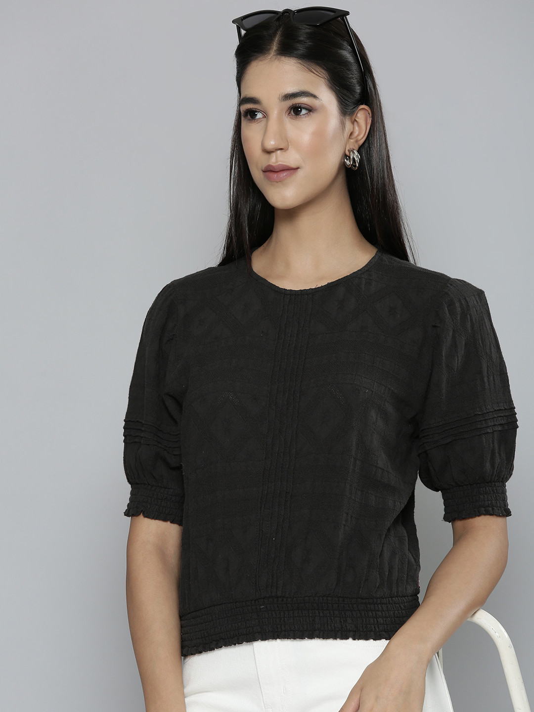 Levis Embroidered Detailed Pure Cotton Top