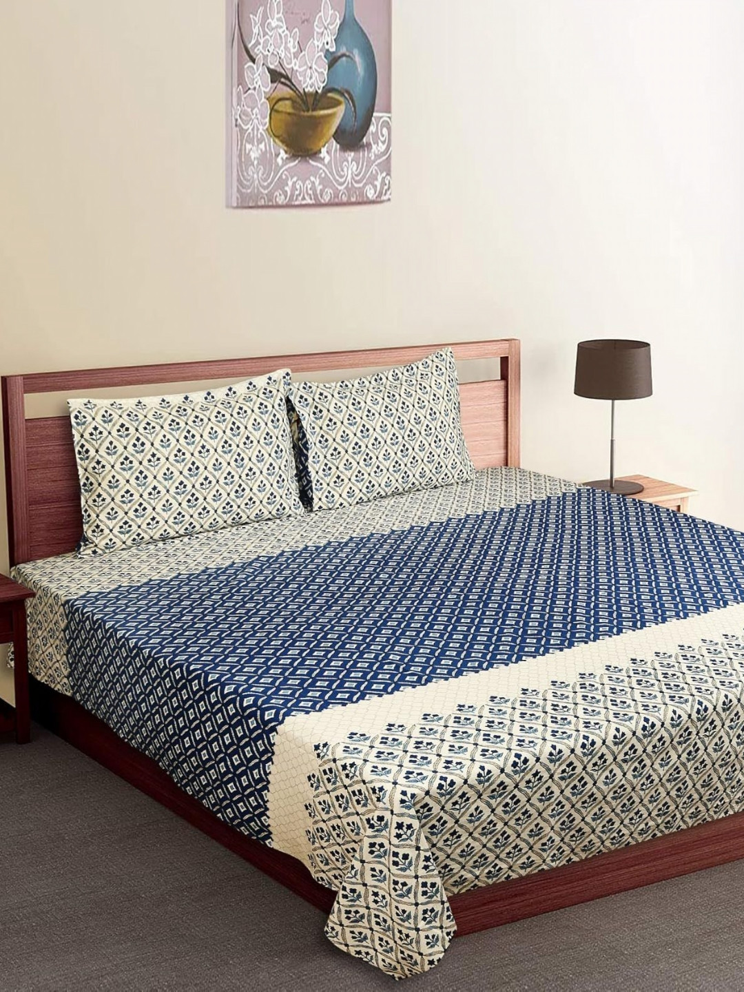 Serene Decor Blue Floral Printed Cotton180 TC King Bedsheet Bedsheet Set- 2.50 m x 2.25 m