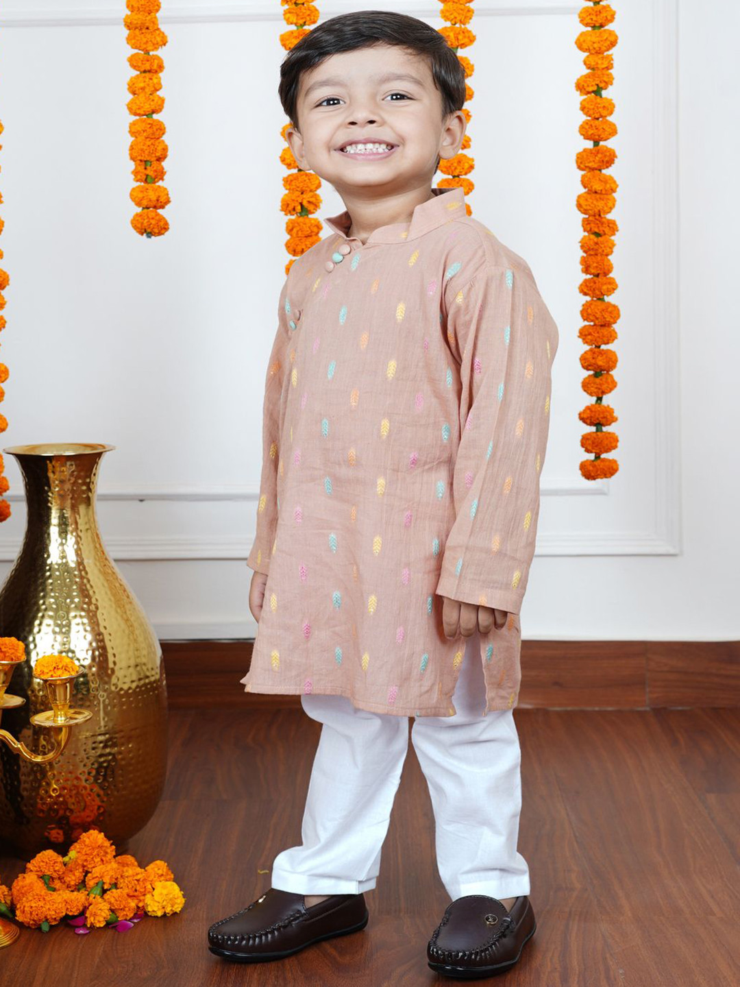Polka Tots Boys Ethnic Motifs Woven Design Mandarin Collar Pure Cotton Kurta With Pyjamas