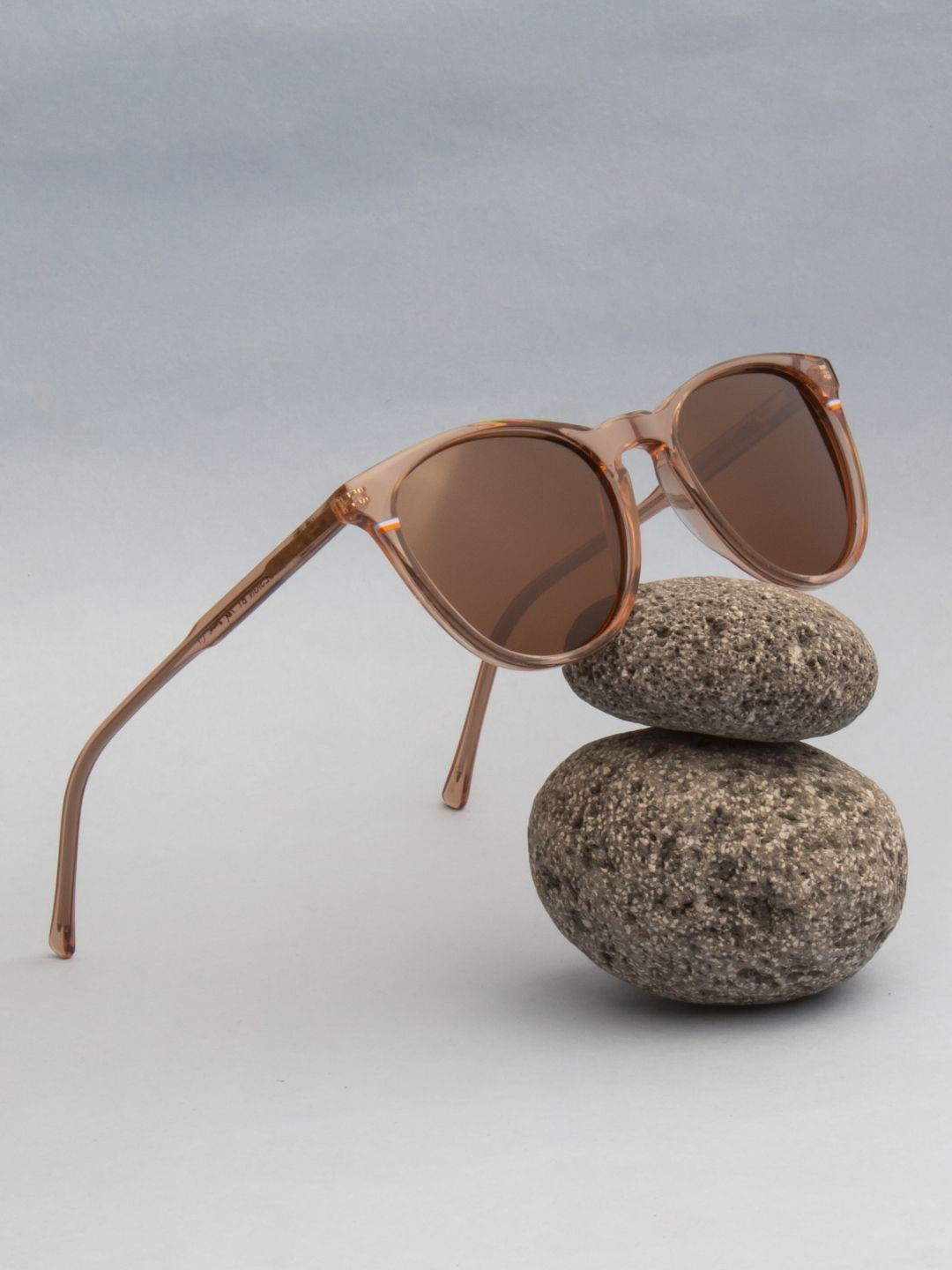 Ted Smith Unisex Brown Round Iconic Acetate Sunglasses with Polarised Lens
