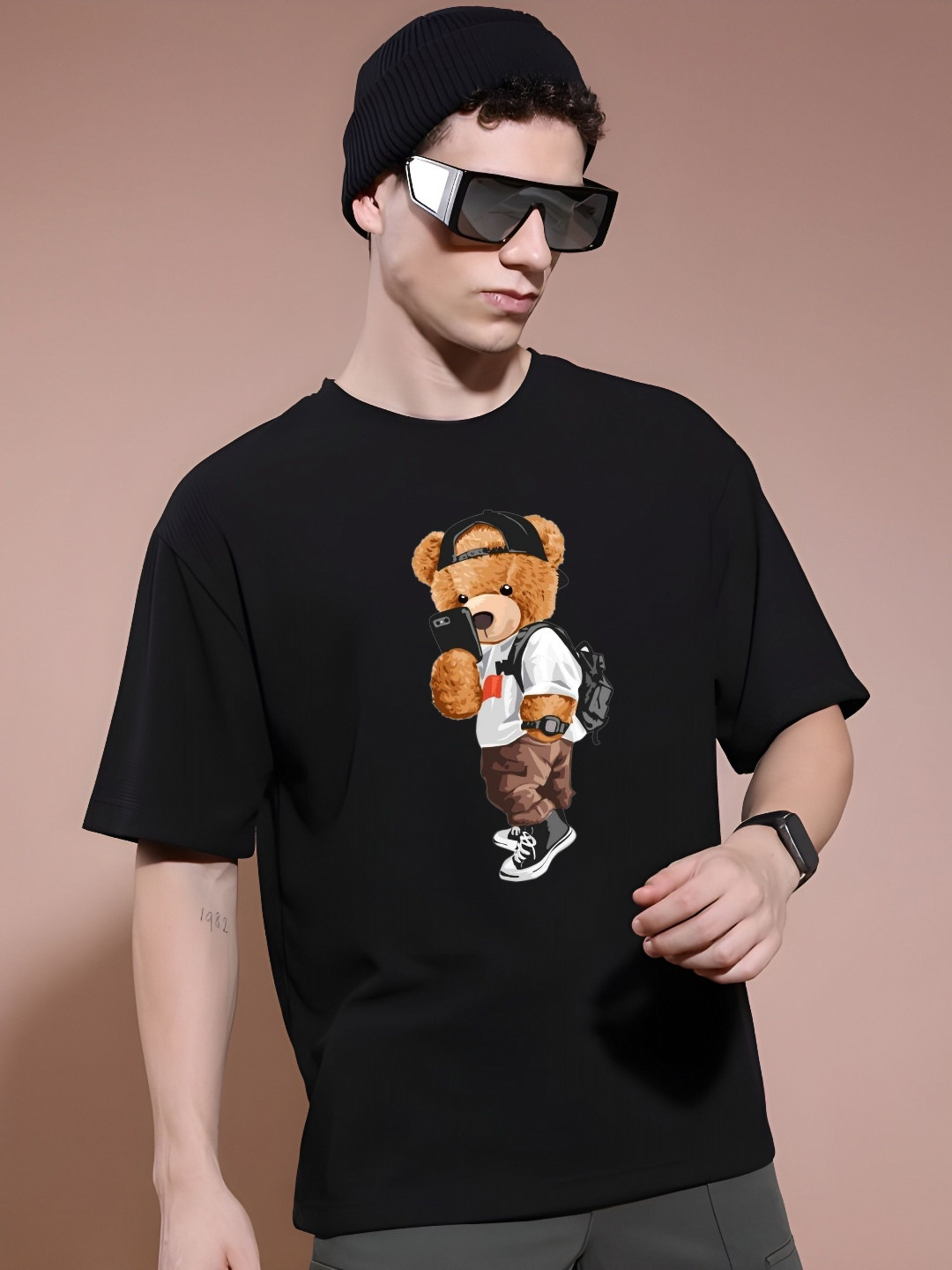 KAIDO Men Graphic Printed Round Neck Cotton Oversized T-shirt