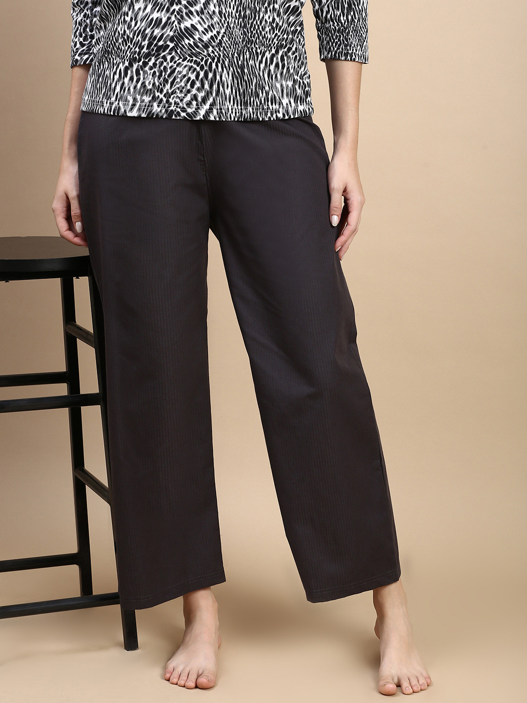 Kryptic Women Solid Cotton Rich Loungepant