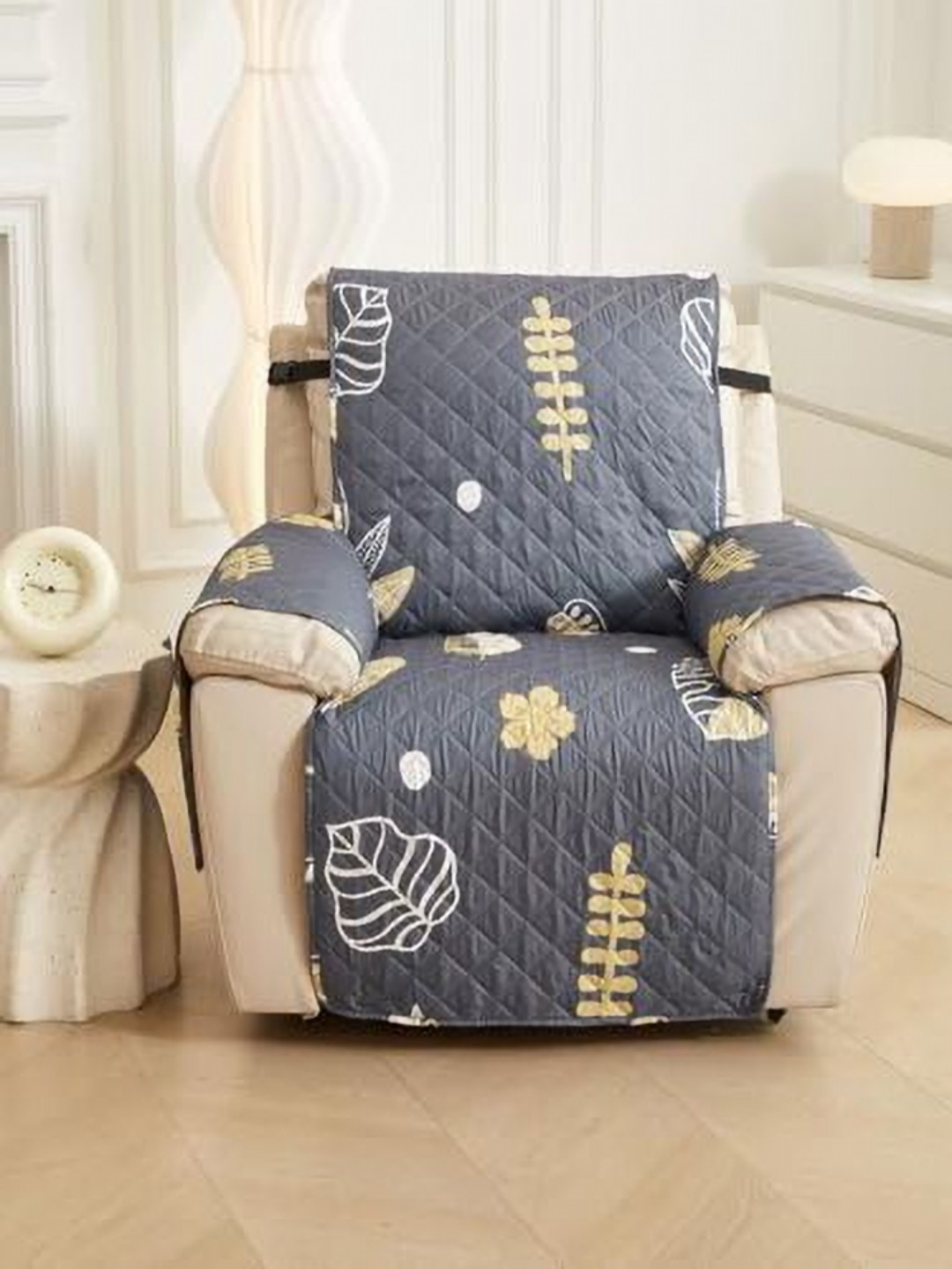 HOUSE OF QUIRK Charcoal Recliner Single Seater Quilted Water-Repellent Waterproof Sofa Mat