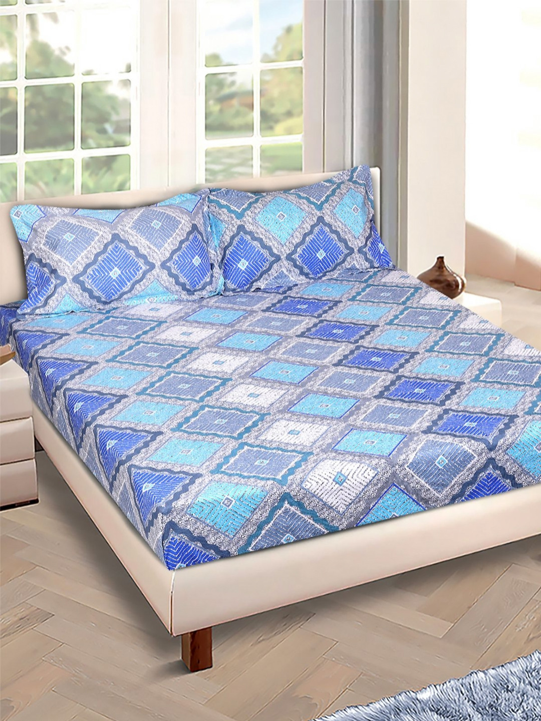 Aura Blue Geometric Microfiber 150 TC Queen Fine Bedsheet with 2 Pillow Covers-290 x 254 cm