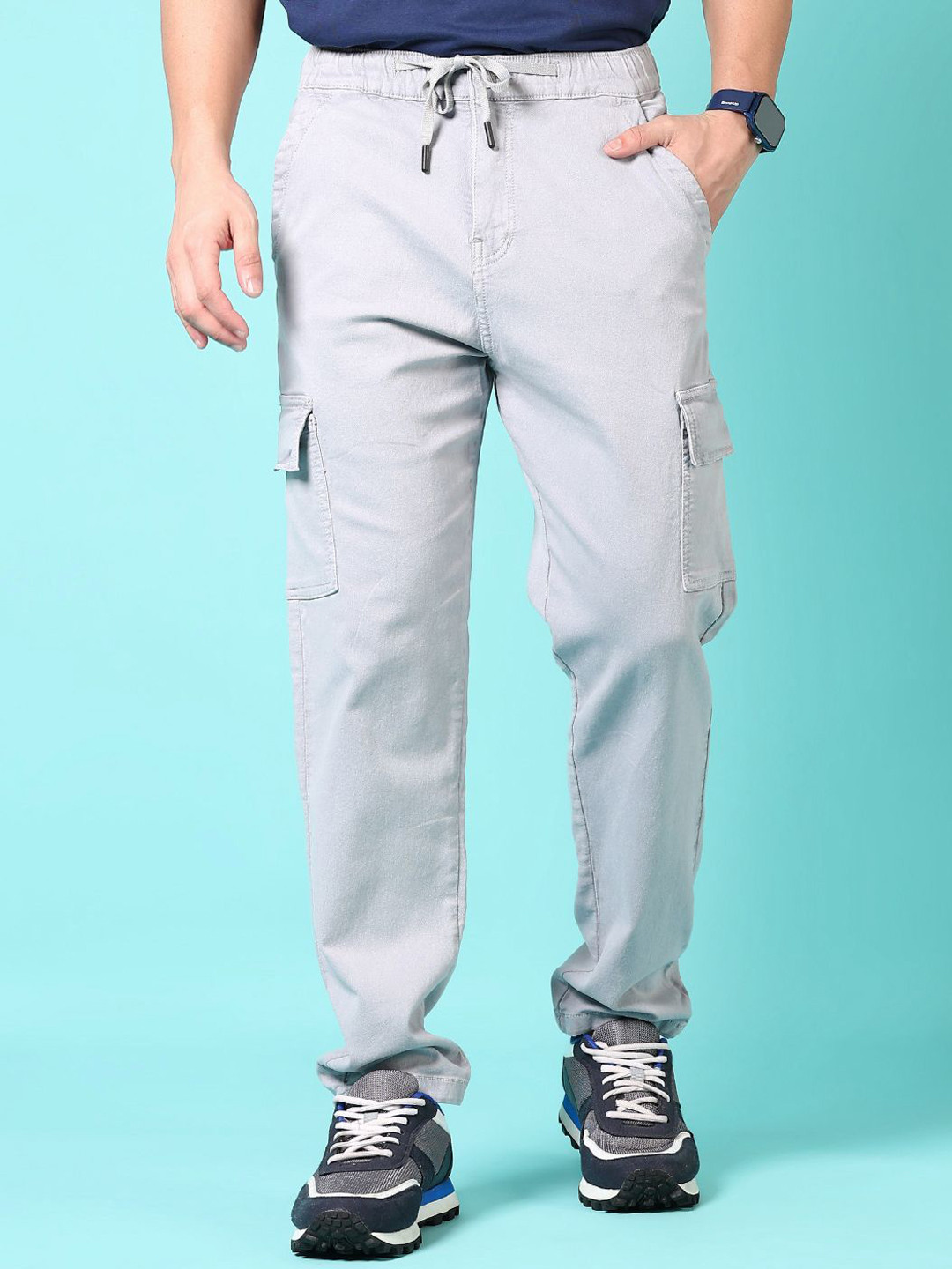 V-Mart Men Light Fade  Denim Mid-Rise Jeans