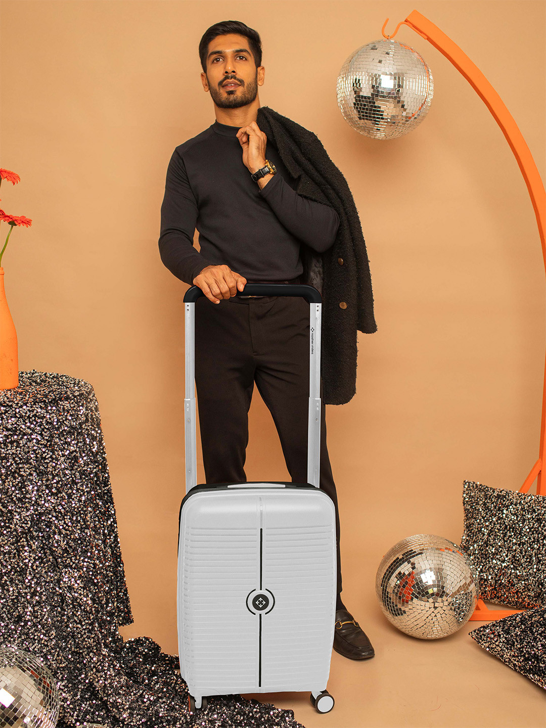 Nasher Miles Unisex Dubai Polypropylene Cabin White Black Trolley Bag - 20 Inch (55 cm)