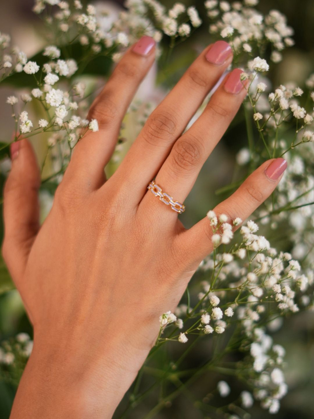 The Ethereal Store Lavender & Gold-Toned 18K Gold Plated Finger Ring