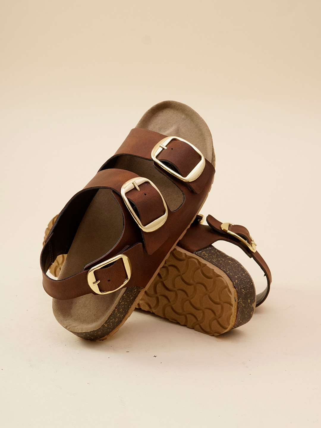 Big Fox Women Open Toe Flats with Buckles