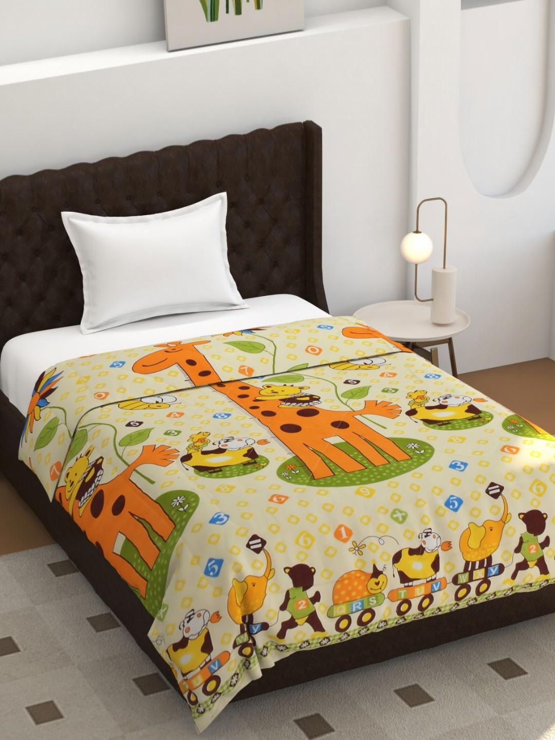 BREVARD Cream Cartoon Characters Printed Glace Cotton 150 GSM Double Bed Comforter