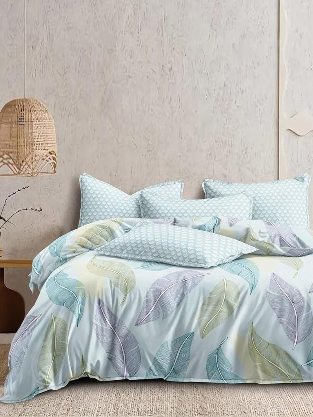 BREVARD Blue and Green Floral Printed Glace Cotton 150 GSM Double Bed Comforter