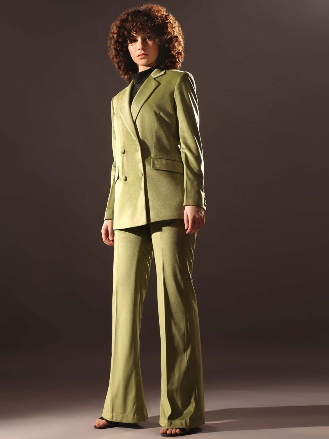 VOLCAPE CAREY Notched Lapel Collar Double-Breasted Velvet Slim Fit Blazer With Trousers