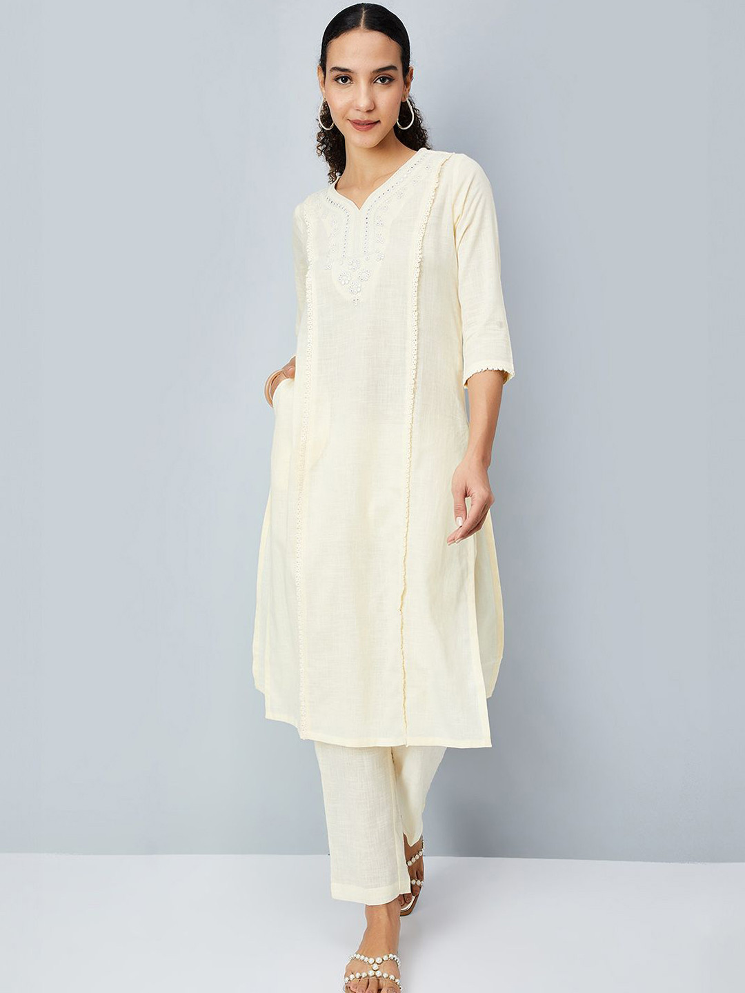 max Mirror Embroidered V-Neck Panelled Kurta With Trouser